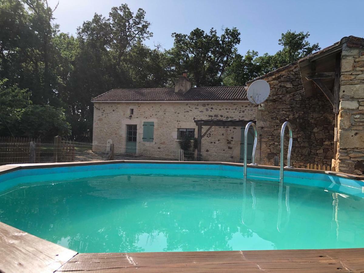 Gite De L Oustalneou Cuzorn Buitenkant foto